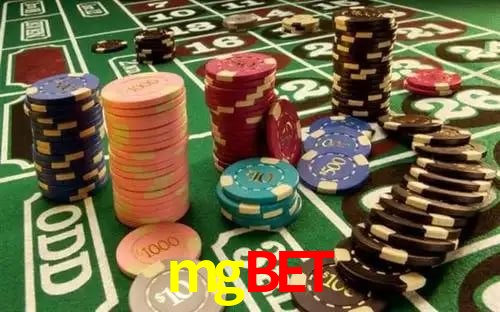 Comparação APP mobile vs versão web da mgbet